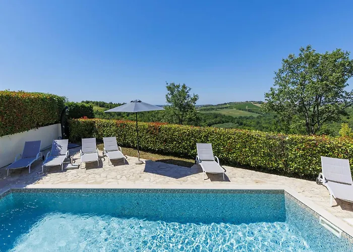 Villa Morgan By Interhome Donje Baredine